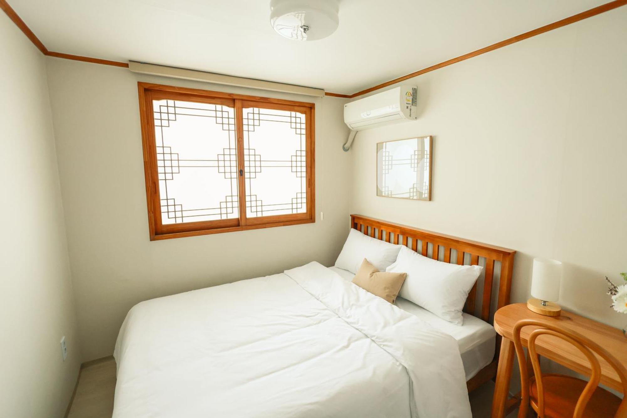 Comfy Stay, 5 Minutes Away From Eungam Station, Olive Young And Daiso *