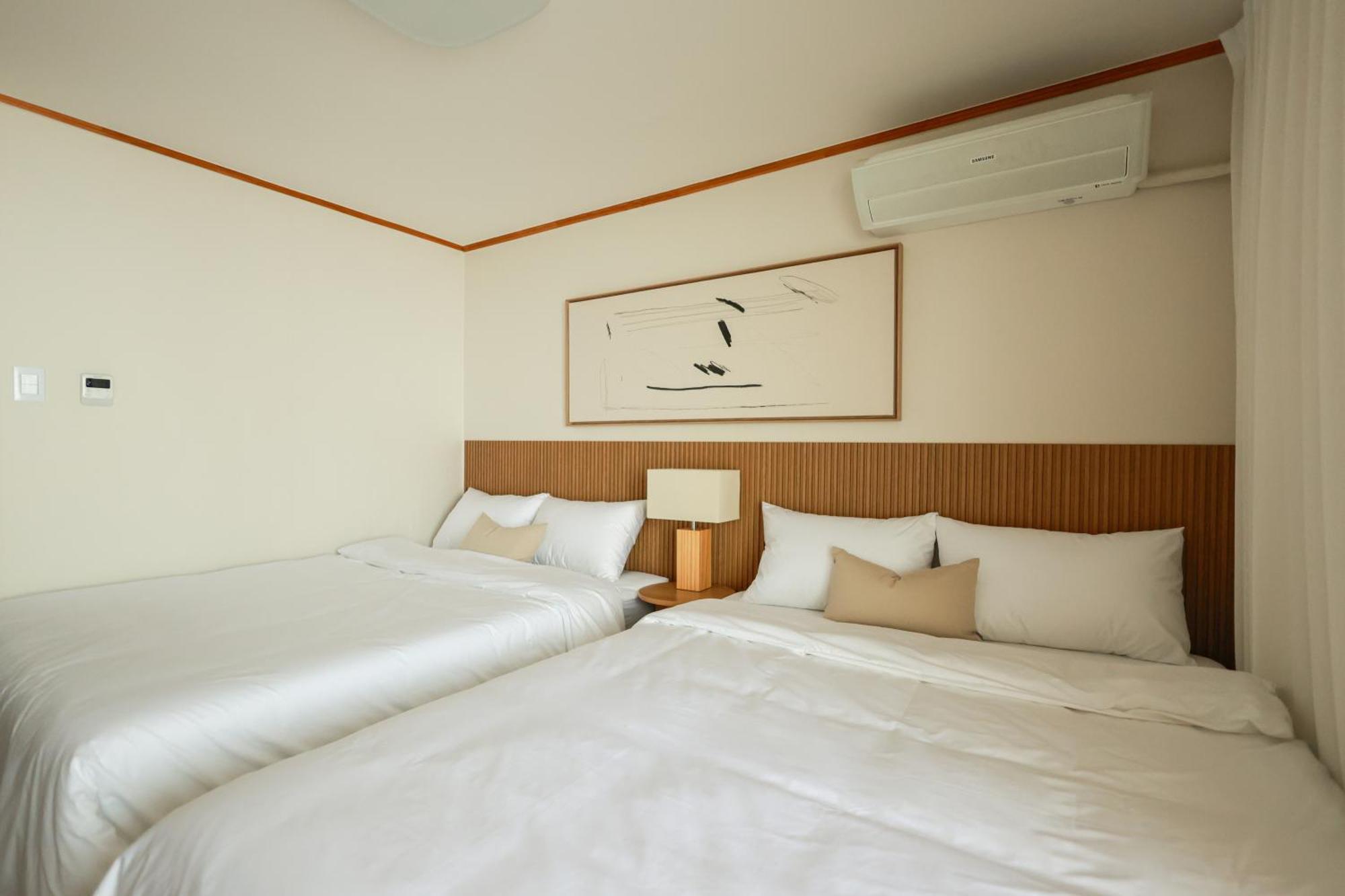 Comfy Stay, 5 Minutes Away From Eungam Station, Olive Young And Daiso *